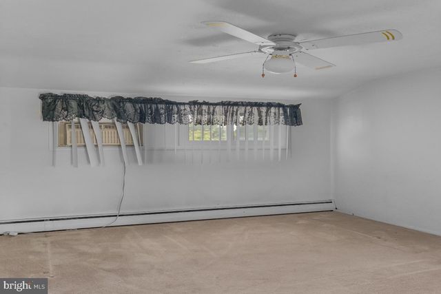 155 LOCUST AVE W, Hamilton, NJ 08610