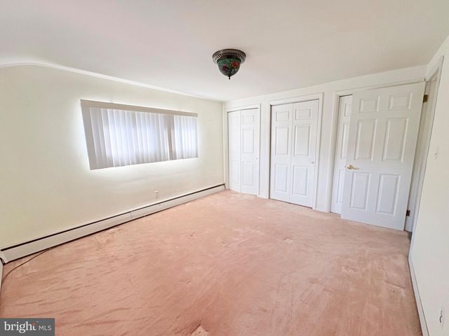 155 LOCUST AVE W, Hamilton, NJ 08610