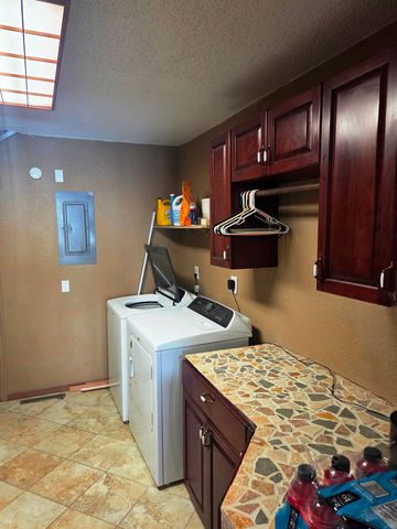 1120 Helen, Augusta, KS 67010