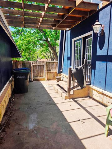 1120 Helen, Augusta, KS 67010
