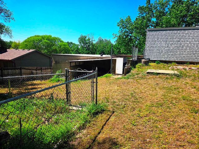 1120 Helen, Augusta, KS 67010