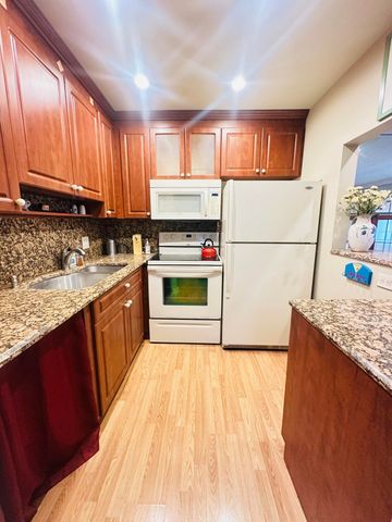 238 Newport O 238, Deerfield Beach, FL 33442