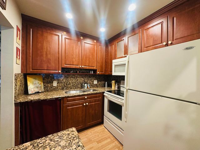 238 Newport O 238, Deerfield Beach, FL 33442