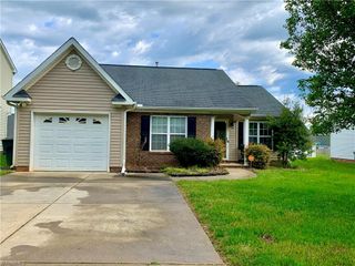 3933 Bluestem Drive, Greensboro, NC 27405