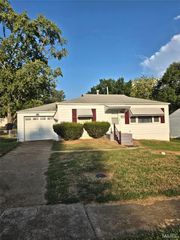 10140 Cabot Drive, Bellefontaine Nghbrs, MO 63137