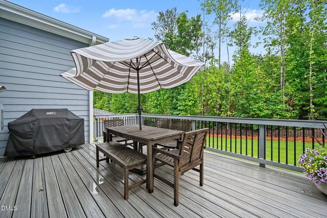 101 Amberwing Court, Holly Springs, NC 27540