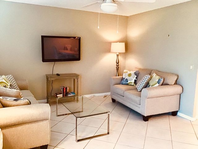 4008 Cornwall A, Boca Raton, FL 33434