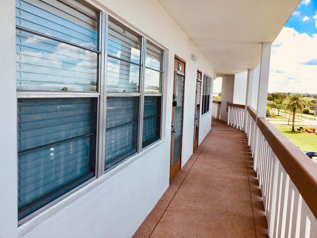 4008 Cornwall A, Boca Raton, FL 33434