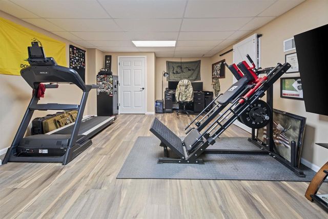 498 WINDROSE COURT, Green Bay, WI 54311