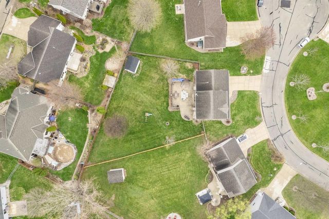 498 WINDROSE COURT, Green Bay, WI 54311