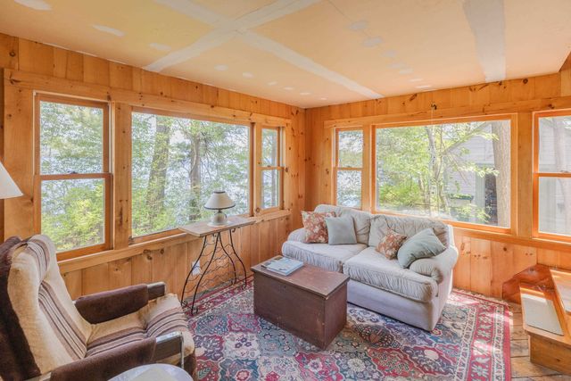 28 Potato Island, Holderness, NH 03245