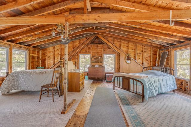 28 Potato Island, Holderness, NH 03245