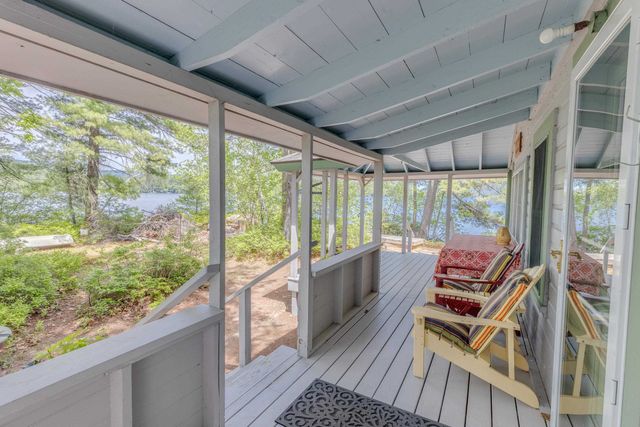 28 Potato Island, Holderness, NH 03245