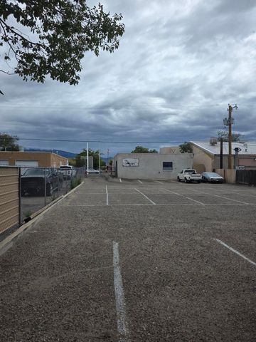 331 San Pedro Drive NE, Albuquerque, NM 87108