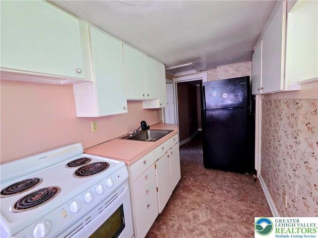 3797 Mangrove Drive, Lehigh Twp, PA 18067