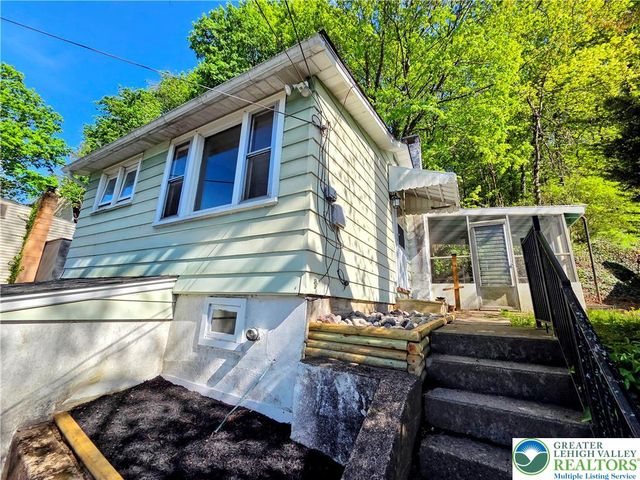 3797 Mangrove Drive, Lehigh Twp, PA 18067