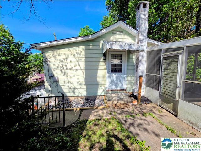 3797 Mangrove Drive, Lehigh Twp, PA 18067