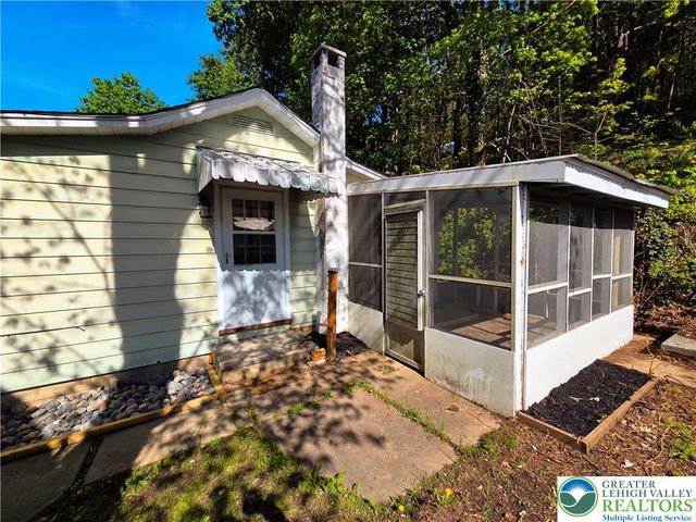 3797 Mangrove Drive, Lehigh Twp, PA 18067