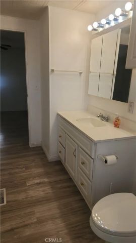 200 W San Bernardino 132, Rialto, CA 92376