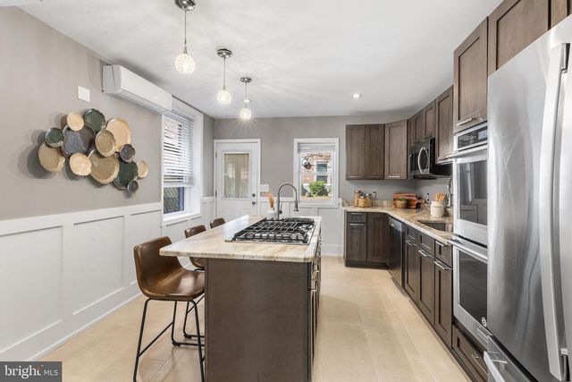 523 FAIRMOUNT AVE, Philadelphia, PA 19123