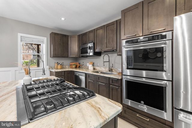 523 FAIRMOUNT AVE, Philadelphia, PA 19123