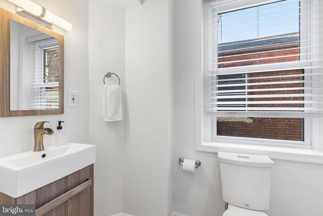 523 FAIRMOUNT AVE, Philadelphia, PA 19123