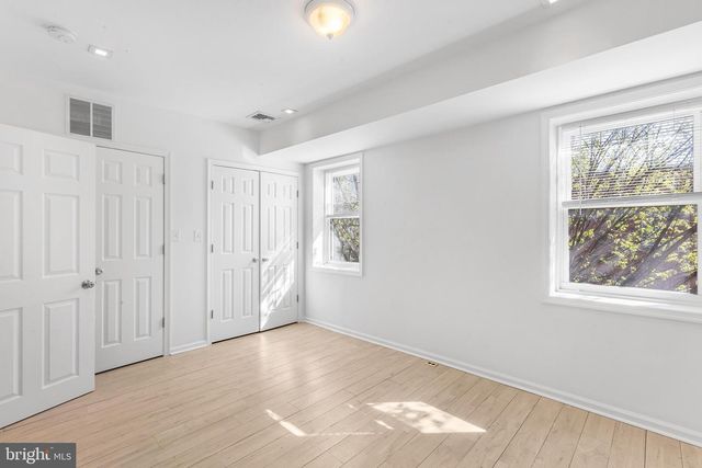 523 FAIRMOUNT AVE, Philadelphia, PA 19123