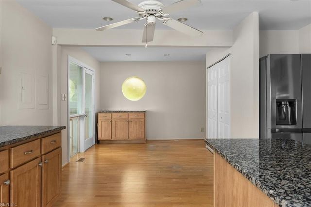 4249 Cheswick LN, Virginia Beach, VA 23455