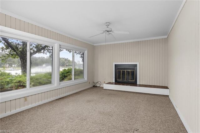 4249 Cheswick LN, Virginia Beach, VA 23455