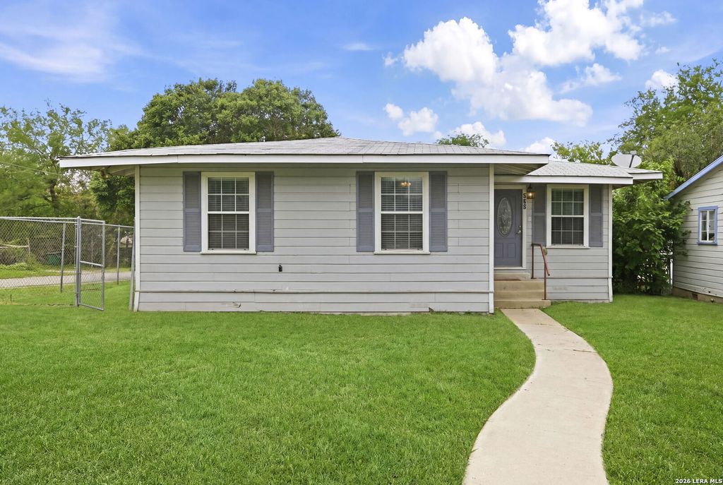 939 John Page Dr, San Antonio, TX 78228
