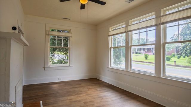 28 Johnson Avenue, Manchester, GA 31816