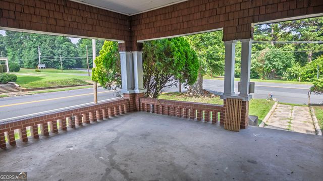 28 Johnson Avenue, Manchester, GA 31816