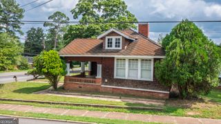 28 Johnson Avenue, Manchester, GA 31816