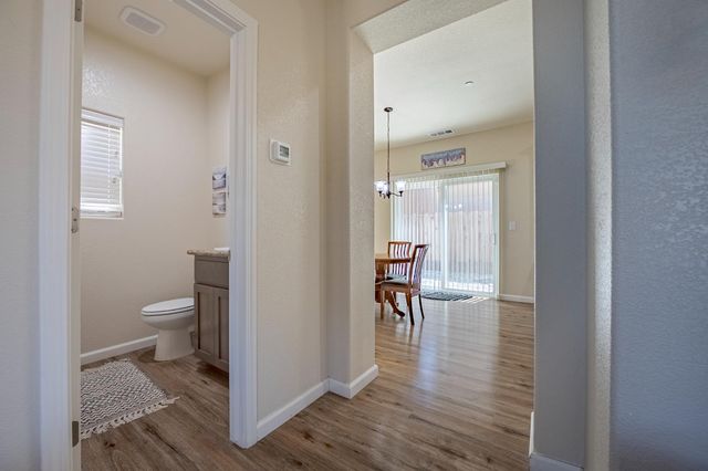 1338 Hermosa Dr, Merced, CA 95348