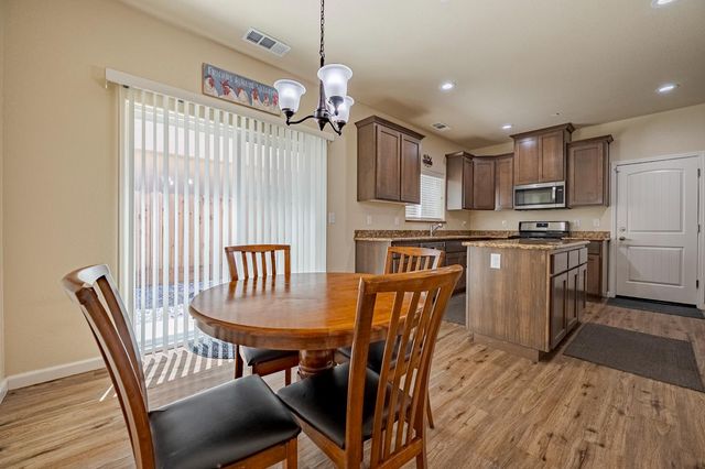 1338 Hermosa Dr, Merced, CA 95348