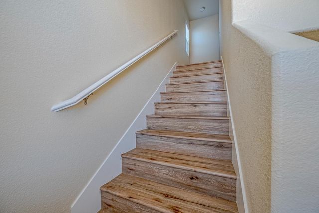 1338 Hermosa Dr, Merced, CA 95348