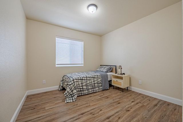 1338 Hermosa Dr, Merced, CA 95348