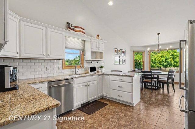 3790 N Gleaner Road, Freeland, MI 48623