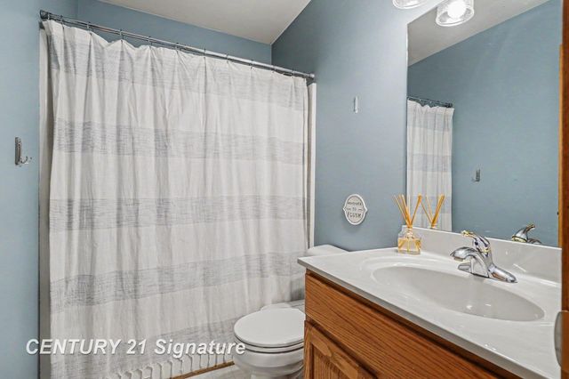 3790 N Gleaner Road, Freeland, MI 48623