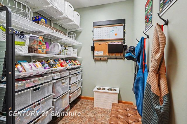 3790 N Gleaner Road, Freeland, MI 48623