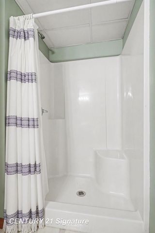 3790 N Gleaner Road, Freeland, MI 48623