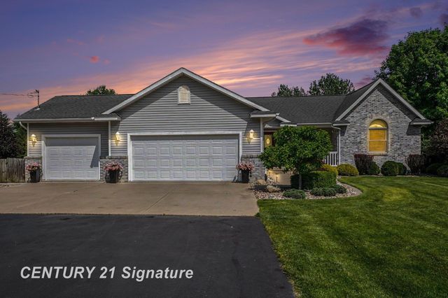 3790 N Gleaner Road, Freeland, MI 48623