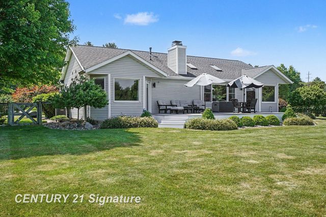 3790 N Gleaner Road, Freeland, MI 48623