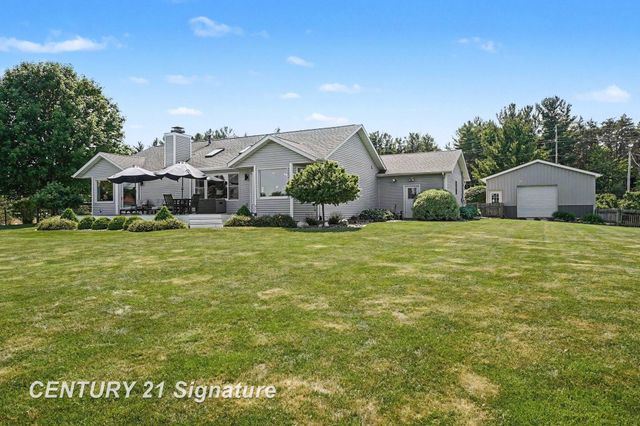 3790 N Gleaner Road, Freeland, MI 48623