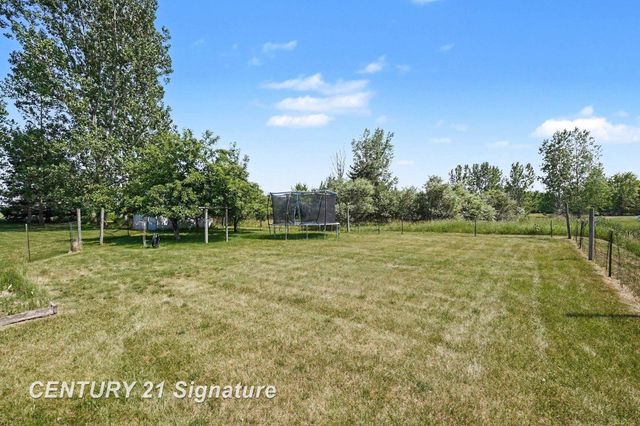 3790 N Gleaner Road, Freeland, MI 48623