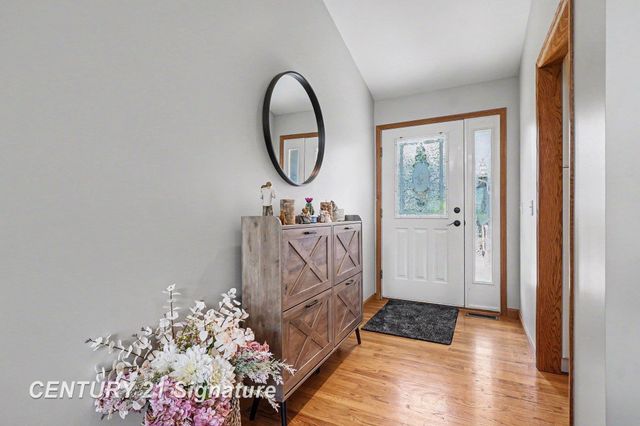3790 N Gleaner Road, Freeland, MI 48623