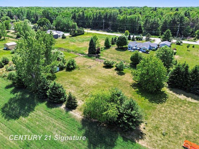 3790 N Gleaner Road, Freeland, MI 48623