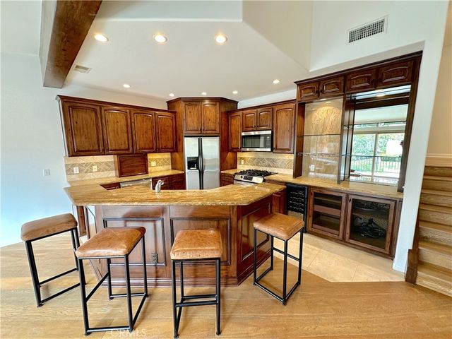 2316 Vista Hogar, Newport Beach, CA 92660