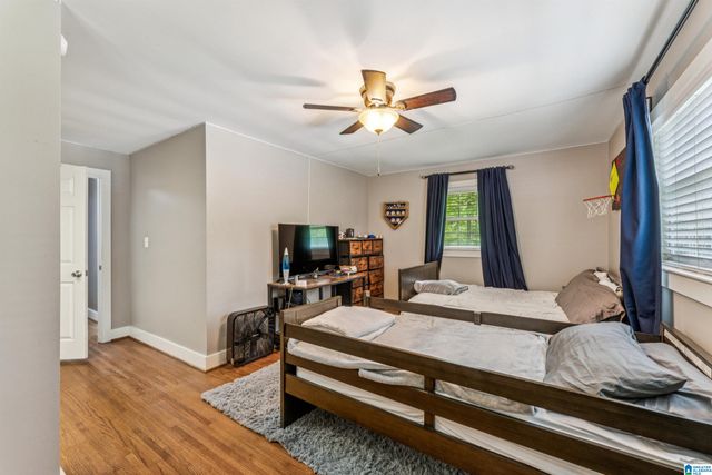 6961 OLD HIGHWAY 280, Sterrett, AL 35147