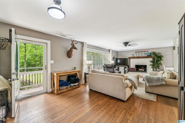 6961 OLD HIGHWAY 280, Sterrett, AL 35147